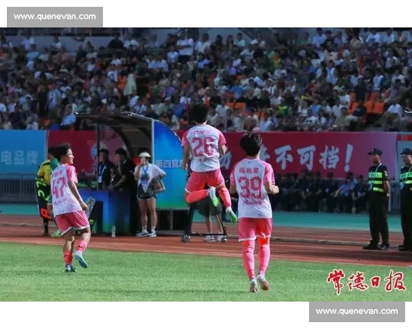 以足球俱乐部为核心的城市文化商业青训与全球品牌新生态探索